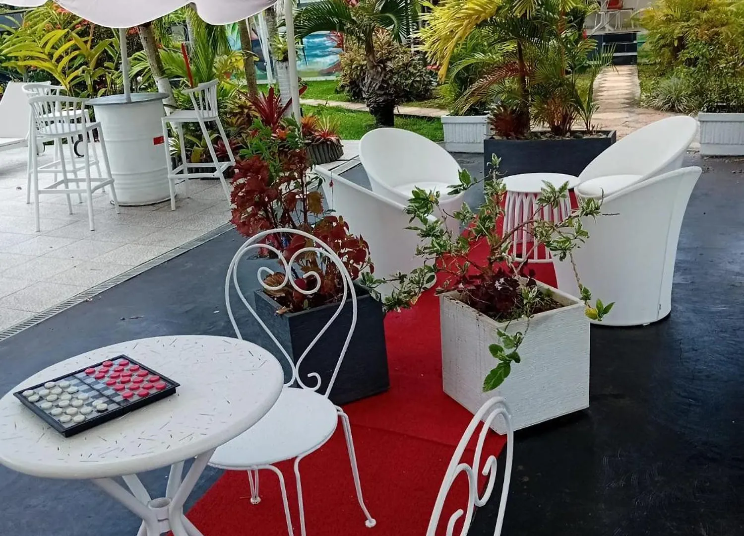 Bungalow Charmant A Sainte-Rose Avec Terrasse Et Piscine Guadeloupe